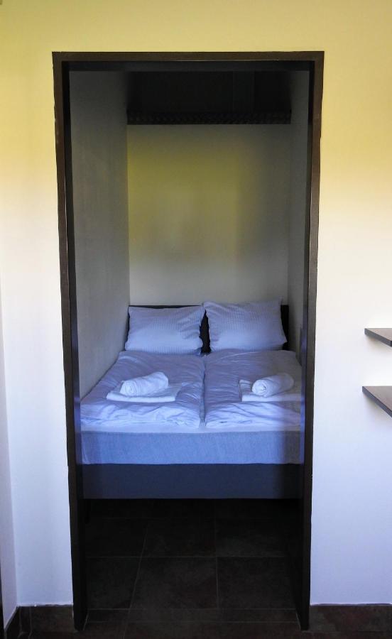 Lstibor Apartmany Vinarstvi Klucov מראה חיצוני תמונה