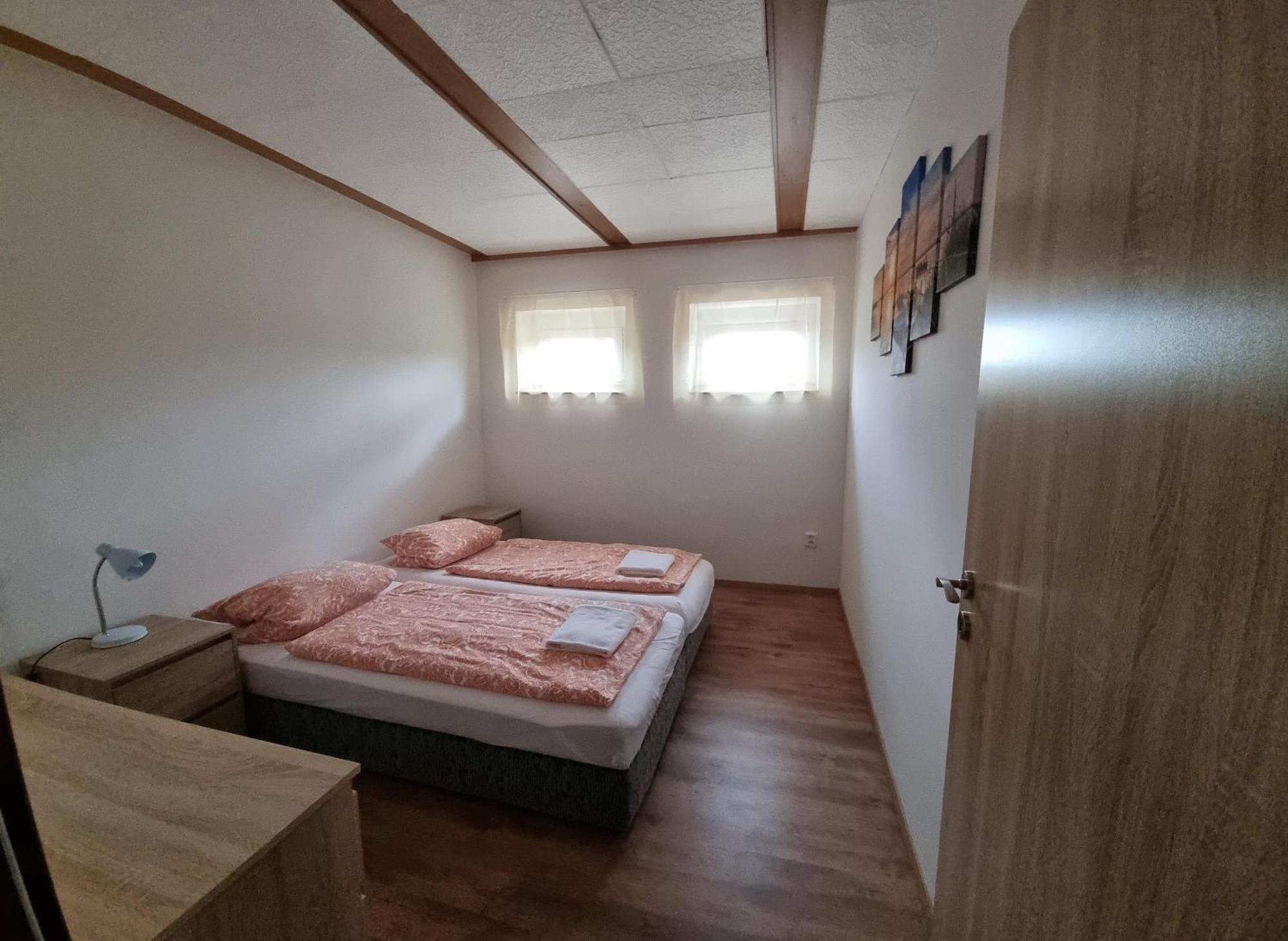 Lstibor Apartmany Vinarstvi Klucov מראה חיצוני תמונה